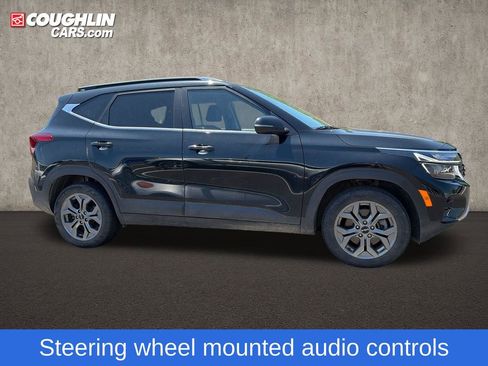 Used 2024 Kia Seltos S AWD/4WD image 10