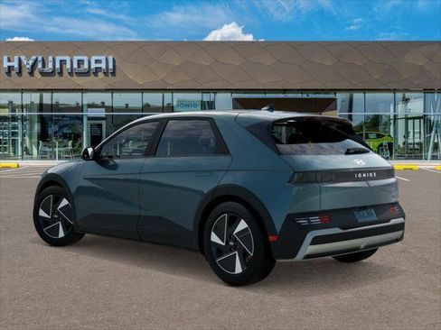 New 2026 Hyundai Ioniq 5 SE RWD image 5