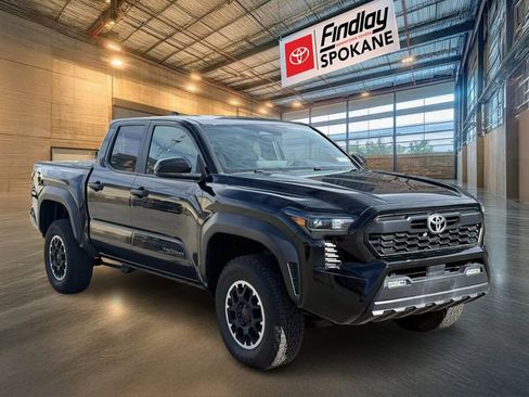 Certified 2024 Toyota Tacoma TRD Off-Road image 3