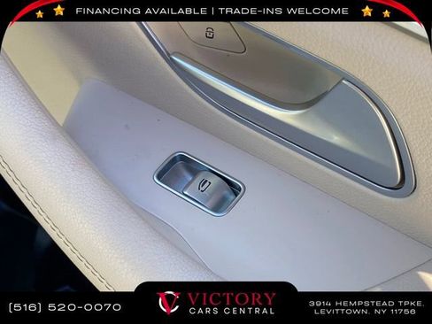 Used 2020 Mercedes-Benz GLE 350 4MATIC w/ Premium Package image 22