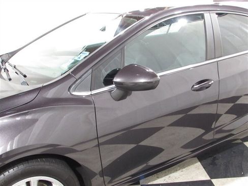 Used 2017 Chevrolet Cruze LT w/ Convenience Package image 52