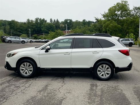 Used 2019 Subaru Outback 2.5i Premium w/ Popular Package #2 AWD/4WD image 2