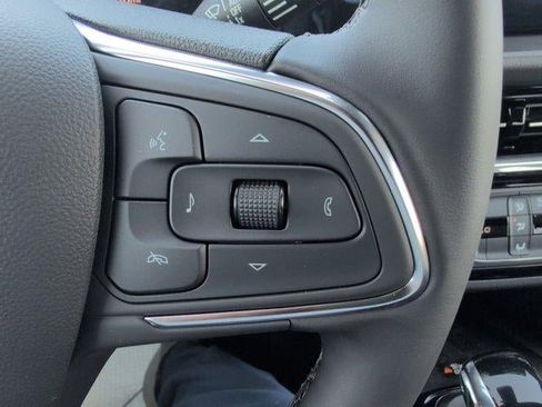 New 2026 Buick Envista Sport Touring w/ Convenience I Package FWD image 15