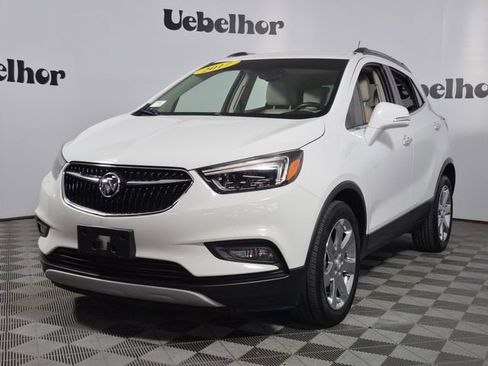 Used 2017 Buick Encore Essence w/ Experience Buick Package FWD image 3