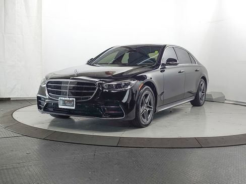 Certified 2023 Mercedes-Benz S 500 4MATIC image 3