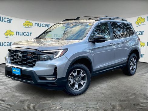 Used 2022 Honda Passport TrailSport image 3