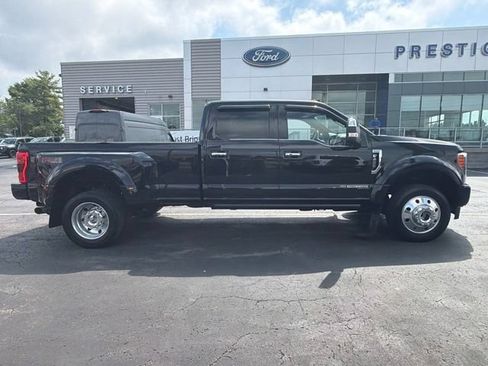 Used 2019 Ford F450 Platinum w/ Platinum Ultimate Package AWD/4WD image 14