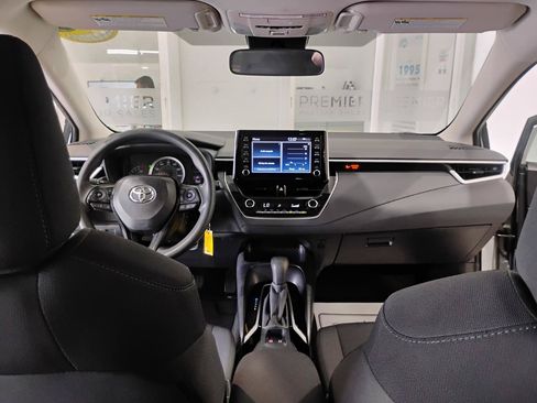 Used 2020 Toyota Corolla LE FWD image 67