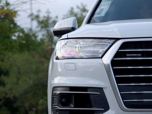 Used 2019 Audi Q7 3.0T Prestige w/ Prestige Package image 19