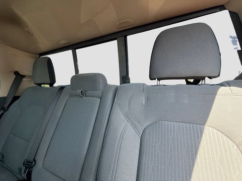 Used 2020 RAM 1500 Big Horn AWD/4WD image 12