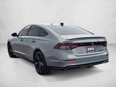 Used 2024 Honda Accord Sport image 3