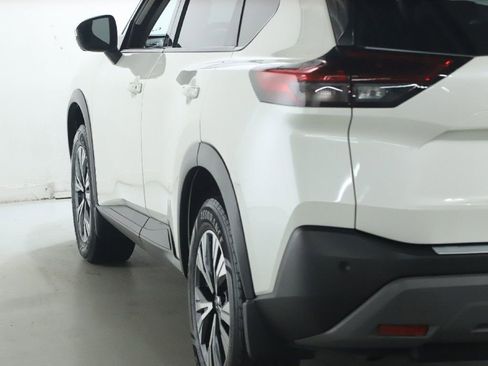 Used 2021 Nissan Rogue SV w/ Premium Package FWD image 43