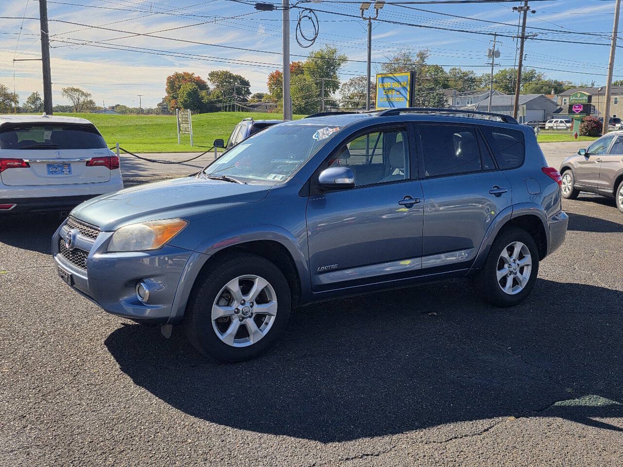Used 2011 Toyota RAV4 Limited w/ Limited Extra Value Pkg AWD/4WD image 3