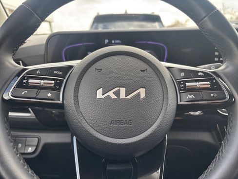 Used 2025 Kia Seltos S image 28