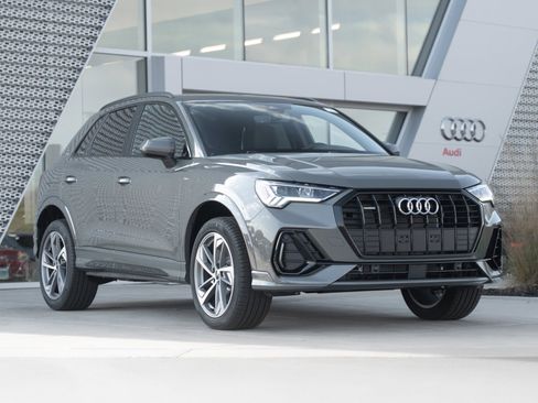 New 2025 Audi Q3 2.0T Premium image 1