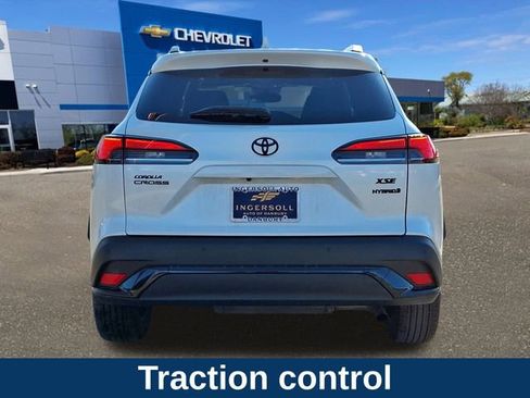 Used 2023 Toyota Corolla Cross XSE image 6