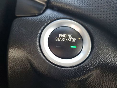 Used 2022 Chevrolet Equinox Premier image 29