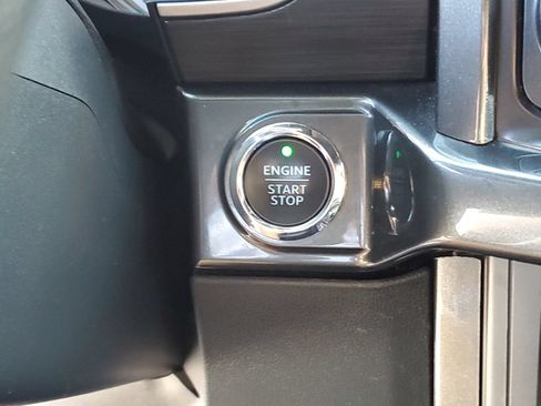 Used 2021 Ford F150 XLT w/ Equipment Group 302A High AWD/4WD image 30