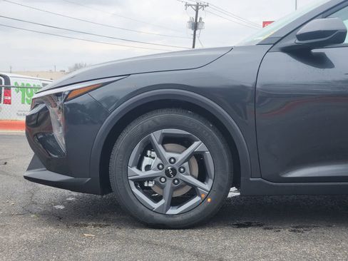 New 2026 Kia K4 LXS FWD image 7