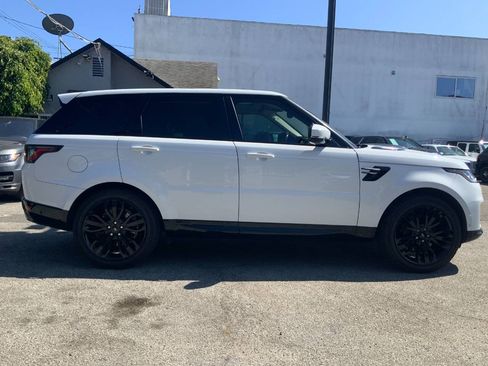 Used 2018 Land Rover Range Rover Sport HSE AWD/4WD image 2