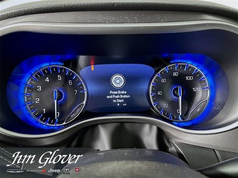 New 2026 Chrysler Pacifica Select w/ S Appearance Package image 23