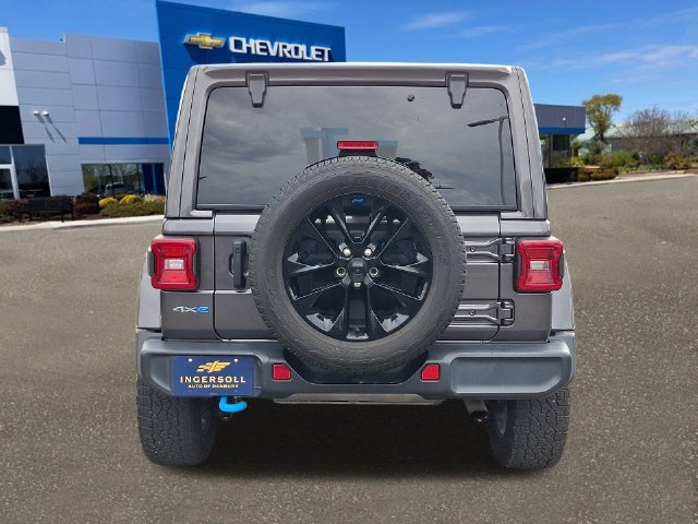 Used 2022 Jeep Wrangler Unlimited Sahara AWD/4WD image 25