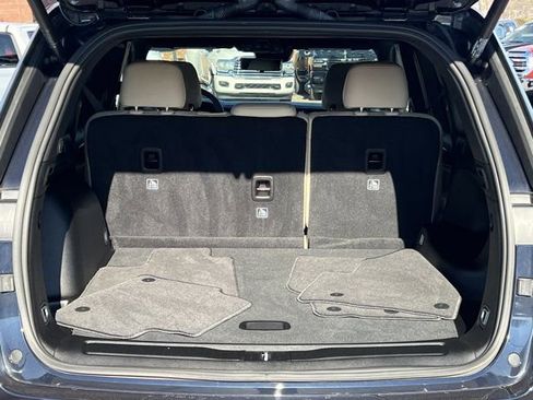 Certified 2024 Jeep Grand Cherokee Limited w/ Luxury Tech Group II image 22