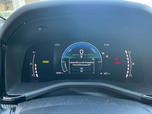 Used 2026 Toyota Camry SE w/ Multimedia Upgrade Package FWD image 10