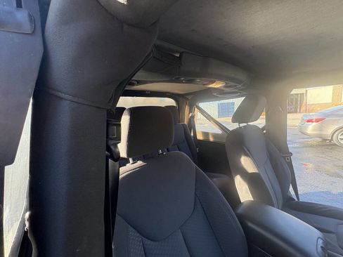 Used 2013 Jeep Wrangler Sport image 12