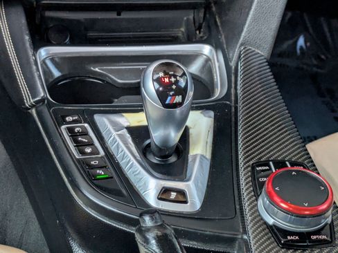 Used 2018 BMW M3 RWD image 20