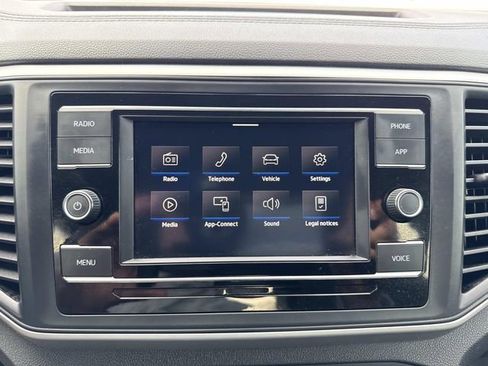 Used 2021 Volkswagen Atlas Cross Sport S image 23