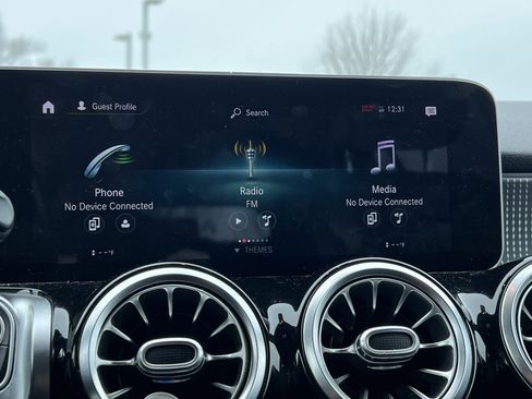 Certified 2020 Mercedes-Benz GLB 250 image 23