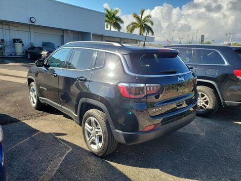 Used 2023 Jeep Compass Latitude w/ Sun and Sound Group image 3