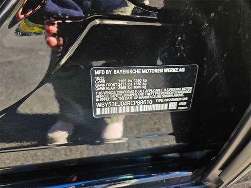 Used 2024 BMW i7 xDrive60 image 28