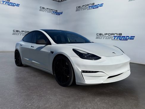 Used 2021 Tesla Model 3 Long Range AWD/4WD image 3