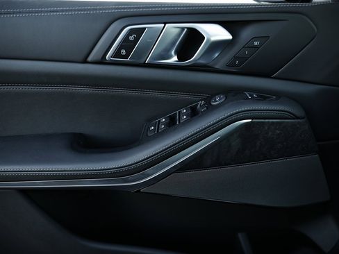 New 2026 BMW X5 sDrive40i w/ M Sport Package image 13