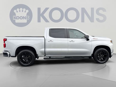 Certified 2022 Chevrolet Silverado 1500 RST w/ LPO, Blackout Package AWD/4WD image 8