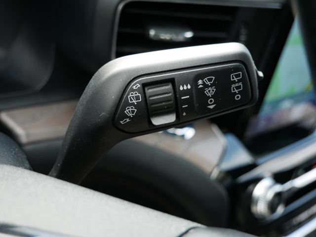 Used 2022 Ford Explorer Platinum w/ Equipment Group 601A AWD/4WD image 27
