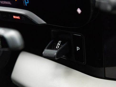 Certified 2020 Porsche Taycan Turbo AWD/4WD image 18