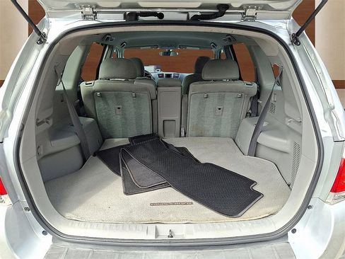 Used 2011 Toyota Highlander 4WD image 30