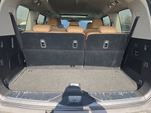 Certified 2025 INFINITI QX80 Luxe image 13