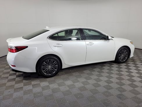 Used 2014 Lexus ES 350 w/ Premium Package FWD image 10