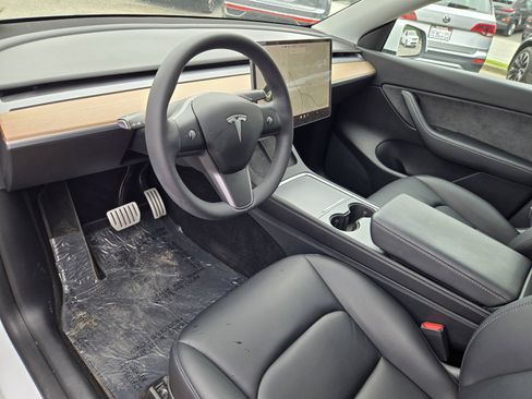 Used 2021 Tesla Model Y Performance AWD/4WD image 10