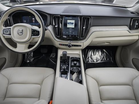 Certified 2023 Volvo XC60 B5 Plus w/ Climate Package image 20