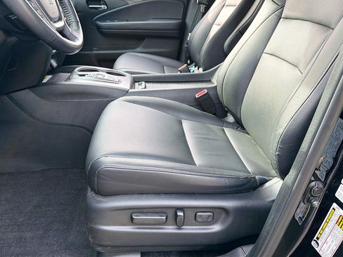 Used 2023 Honda Ridgeline RTL-E image 23