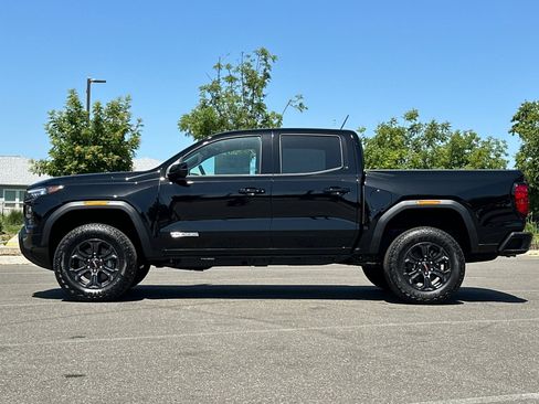 New 2025 GMC Canyon Elevation w/ Convenience Package image 8