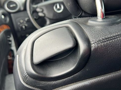 Used 2006 Mercedes-Benz CLK 350 Cabriolet image 28