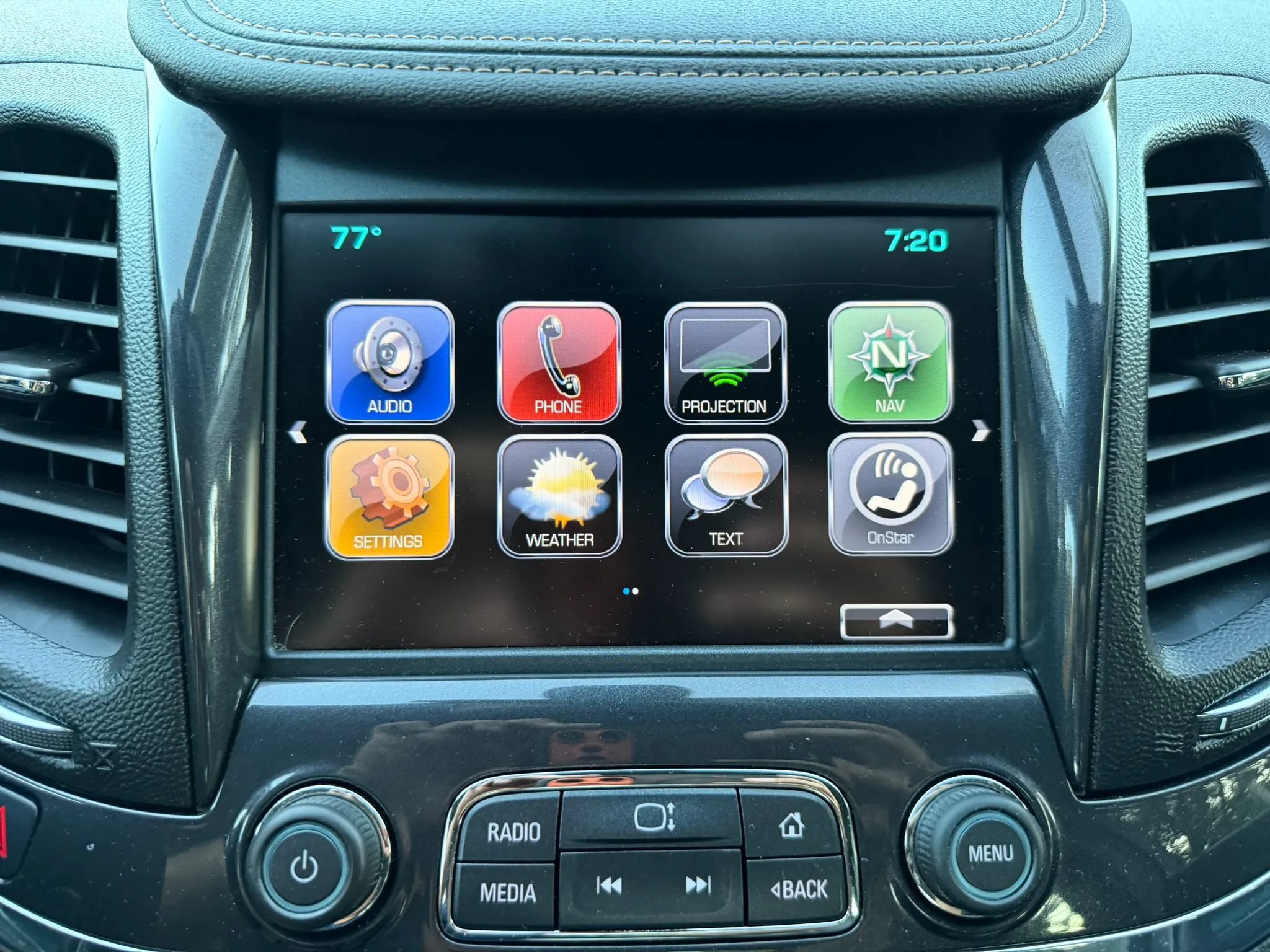 Used 2018 Chevrolet Impala Premier FWD image 19