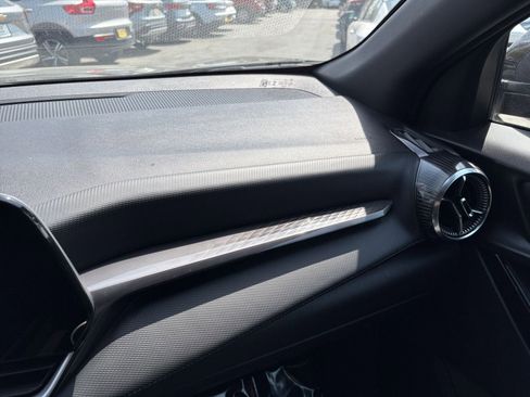 Used 2025 Chevrolet Equinox LT FWD image 35