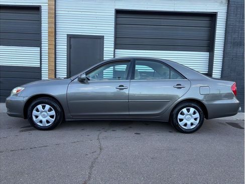 Used 2003 Toyota Camry LE FWD image 6